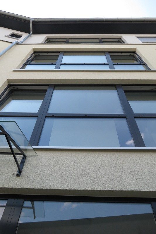 Winkeler Strasse Fensterfront nach Umbau