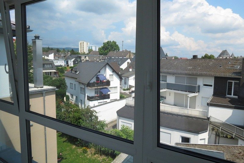 Winkeler Strasse Aussicht aus Fenster nach Umbau