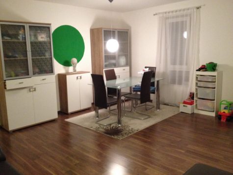 Wiesbaden- Dotzheim: Neuwertige Wohnung mit Balkon im Hochparterre, 65197 Wiesbaden, Wohnung
