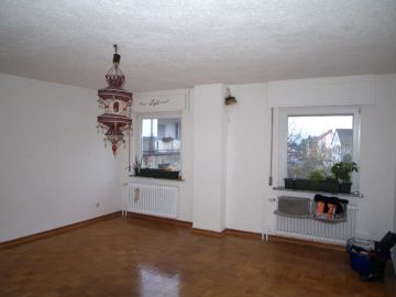 (Verkauft)Gepflegtes Mehrfamilienhaus mit 5 Wohnungen und großer Lagerfläche - Bild4