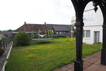 Winzerhaus + 3 Parteienhaus + Scheune - Bild5