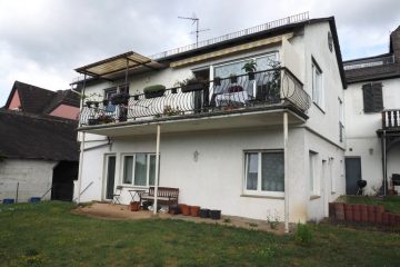 Winzerhaus + 3 Parteienhaus + Scheune - Bild4