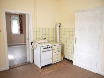 Freistehendes Altbauschätzchen im Pflänzer - Bild5