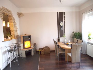 Charmantes großes Stadthaus mit großer Einliegerwohnung und großem Grundstück (verkauft) - Bild4