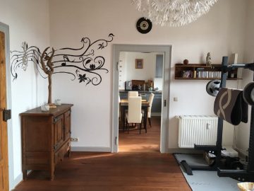 Charmante Altbauwohnung mit Balkon - Bild2