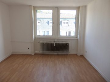 Frisch renovierte Altbauwohnung - Bild2