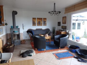 Viel Platz in toller Blicklage !!! Freistehendes Haus mit schönem Garten und Schwimmteich - Bild2