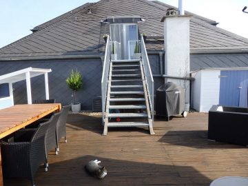 Tolle Dachgeschosswohnung mit Urlaubsfeeling - Bild4