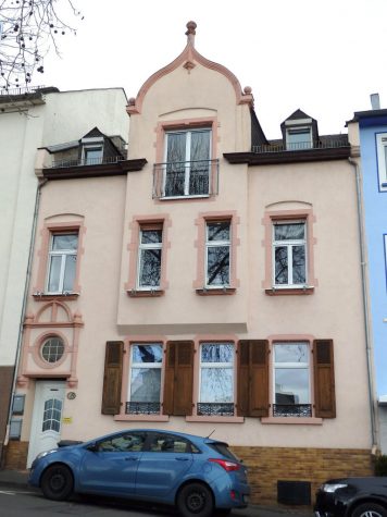 Viel Platz in charmantem Haus mit Einliegerwohnung, 65385 Rüdesheim am Rhein, Einfamilienhaus