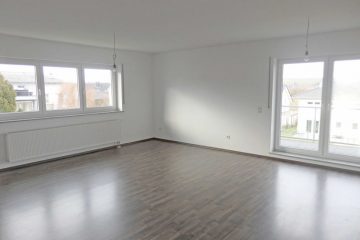 Lichtdurchflutete, moderne Wohnung mit Balkon - Bild2