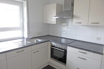 Lichtdurchflutete, moderne Wohnung mit Balkon - Bild3