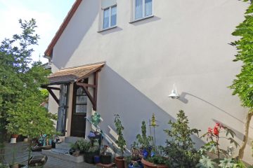 Großes ruhig gelegenes Haus mit ELW in Oestrich - Bild3