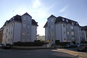 Eltville:Helle 3-Zimmerwohnung mit großem Balkon in ruhiger, zentrumnaher Lage - Bild1