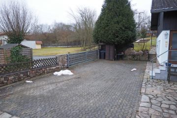 Charmantes Einfamilienhaus mit großem Garten - Bild3