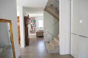 Großes Architektenhaus - praktisch neu ! - Bild3