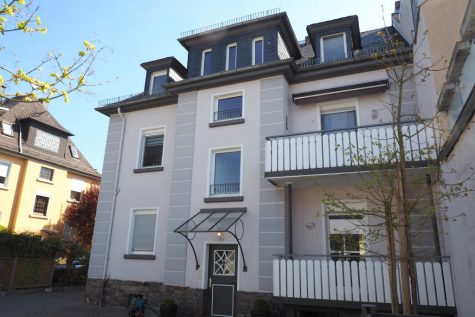 Charmante frisch renovierte Dachgeschoss-Wohnung, 65343 Eltville am Rhein, Wohnung