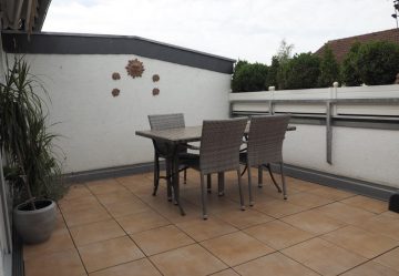 Moderne 4 Zimmer-Wohnung mit Dachterrasse und Blick - Bild2