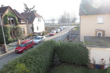 Geisenheim - zwischen Dom und Rhein: Charmantes Haus mit kleinem Süd Garten und Garage - Bild4