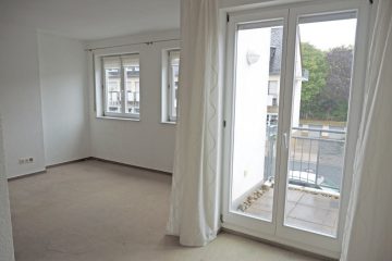 Charmante, gut aufgeteilte Eigentumswohnung mit kleinem, sonnigen Balkon - Bild4