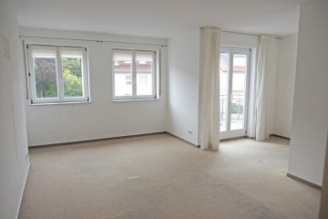 Charmante, gut aufgeteilte Eigentumswohnung mit kleinem, sonnigen Balkon - Bild2