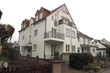 Charmante, gut aufgeteilte Eigentumswohnung mit kleinem, sonnigen Balkon - Bild1