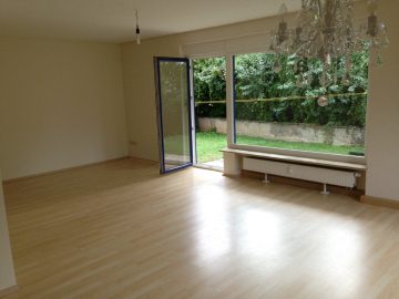 Großes, laufend modernisierte 5-Parteienhaus in beliebter Lage von Oestrich - Bild4