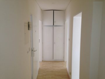 Großes, laufend modernisierte 5-Parteienhaus in beliebter Lage von Oestrich - Bild5