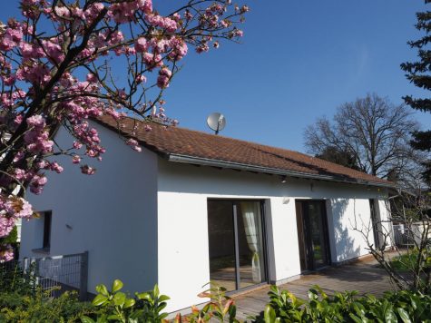 Traumhaus für Zwei – Freistehender Bungalow, 65375 Oestrich-Winkel, Einfamilienhaus