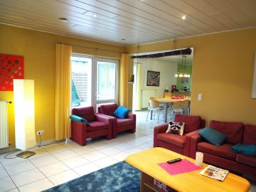 Stilvolles und großes Zweifamilienhaus mit Apartment - Bild4