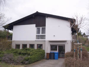 Freistehender Bungalow in ruhiger Lage, 65366 Geisenheim, Einfamilienhaus