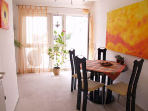 Tolle Wohnung mit Loggia + Rheinblick! - Bild2