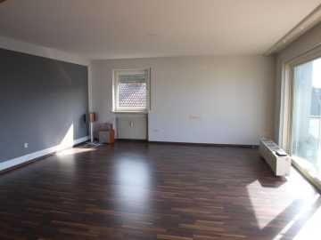 Feistehendes Haus mit 2 großen Wohnungen in schöner Wohnlage - Bild3