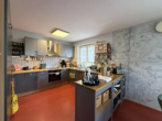 Großzügiges Architektenhaus mit Einliegerwohnung in schöner Ortsmittelage mit tollem Garten und teilweise mit schönem Weitblick - Bild6