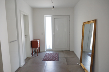 Großes Architektenhaus - praktisch neu ! - Bild4