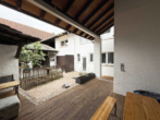 Außergewöhnliches 1-2 Familienhaus mit uneinsehbarem Innenhof und Scheune - Bild2