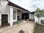 Außergewöhnliches 1-2 Familienhaus mit uneinsehbarem Innenhof und Scheune - Bild3