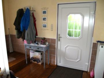 Kleines Haus, großer Garten in schöner Ortsrandlage - Bild5
