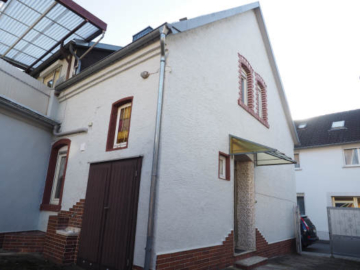 Schönes Einfamilienhaus mit sonnigem Garten - Bild2