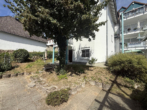 Großzügige Eigentumswohnung mit Terrasse und eigenem Garten in guter Lage - Bild3
