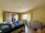 Großzügiges, freistehendes 1-3 Familienhaus mit sonnigem Garten und Terrasse - Bild14