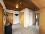 Großzügiges, freistehendes 1-3 Familienhaus mit sonnigem Garten und Terrasse - Bild15