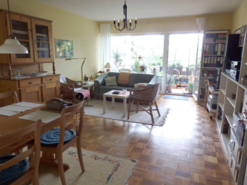 Top ETW mit Balkon (zentral und ruhig) - Bild1