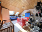 Bodenheim: Großes Einfamilienhaus mit Terrasse, Balkon und schönem Garten - Bild12