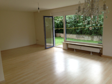 Großes, laufend modernisierte 5-Parteienhaus in beliebter Lage von Oestrich - Bild4
