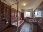 Freistehender Bungalow mit Einliegerwohnung auf traumhaften, weiter bebaubaren Grundstück in guter Lage - Bild13