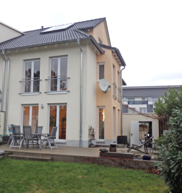 Tolles Haus in Spitzenlage ! Modern - großzügig - hochwertig - Bild2