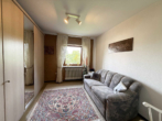 Freistehendes Einfamilienhaus mit Terrasse auf großem Grundstück - Bild8