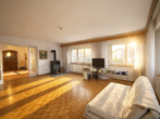 Repräsentatives freistehendes 1-2 Familienhaus mit außergewöhnlich viel Platz - Bild4