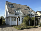 Große Doppelhaushälfte mit Garten und traumhaftem Blick ins Grüne in unverbaubarer Feldrandlage - Bild3