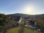 Sonniger freistehender Bungalow mit traumhaftem Fernblick inkl. Einliegerwohnung - Bild3